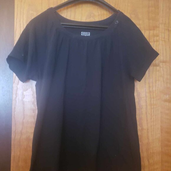 Merona Women’s Black T-Shirt – Size M, Gathered Front, Comfy & Polished - Picture 1 of 2